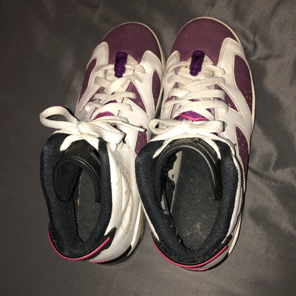 Air Jordan 6 Retro “Grape”